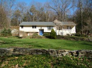 110 W Millbury Rd, Sutton, MA 01590