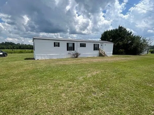 93 Proctorville Church Rd, Orrum, NC 28369