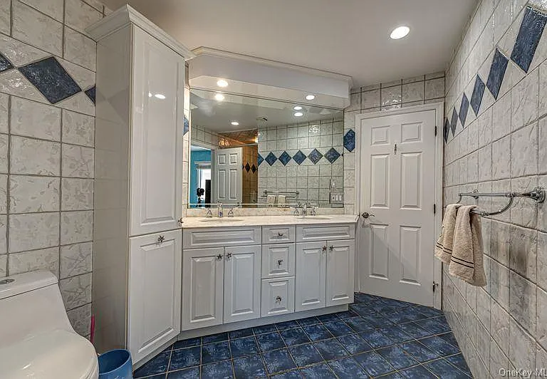 37 Crescent Cove Cir — Photo 27