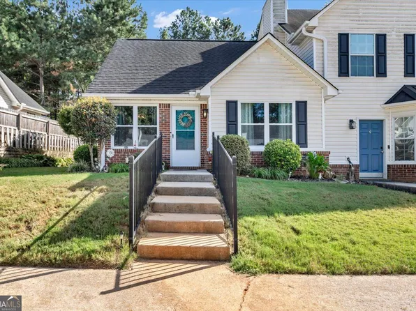 137 Gentle Breeze Ct, Temple, GA 30179