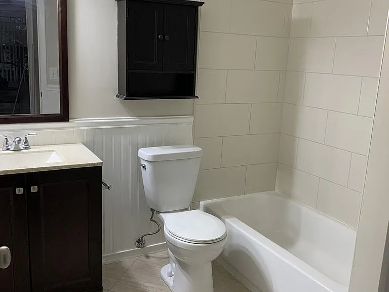 7250 Golf Colony Ct #104 — Photo 8