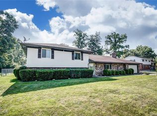 2046 Grange Hall Rd, Dayton, OH 45431