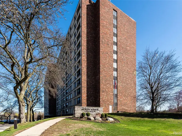 21800 Morley Ave APT 619, Dearborn, MI 48124