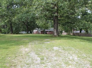 198 Oakdale Rd, Camden, TN 38320