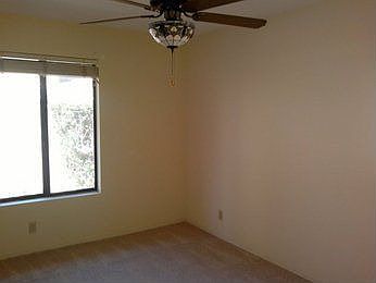 5th image of 1378 Yorktown Cir