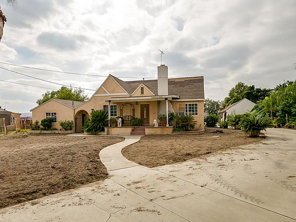 2nd image of 8416 Cottonwood Ave