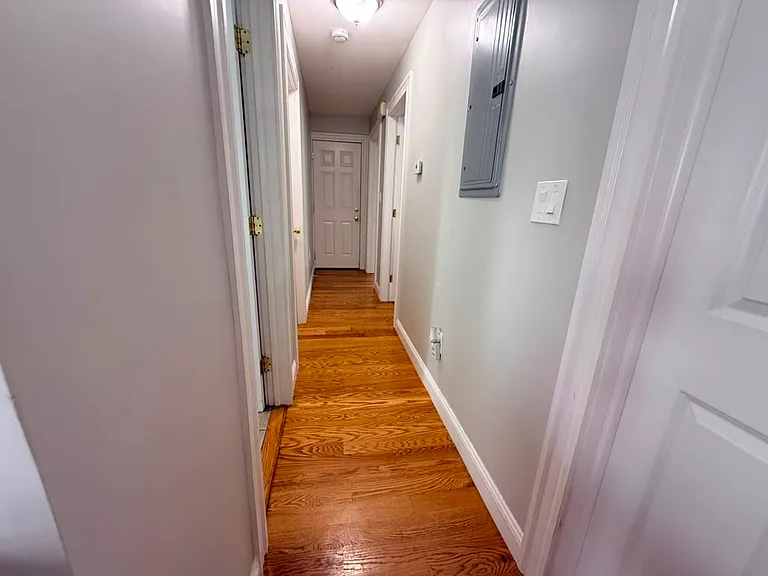 13 Hendry St #3 — Photo 3