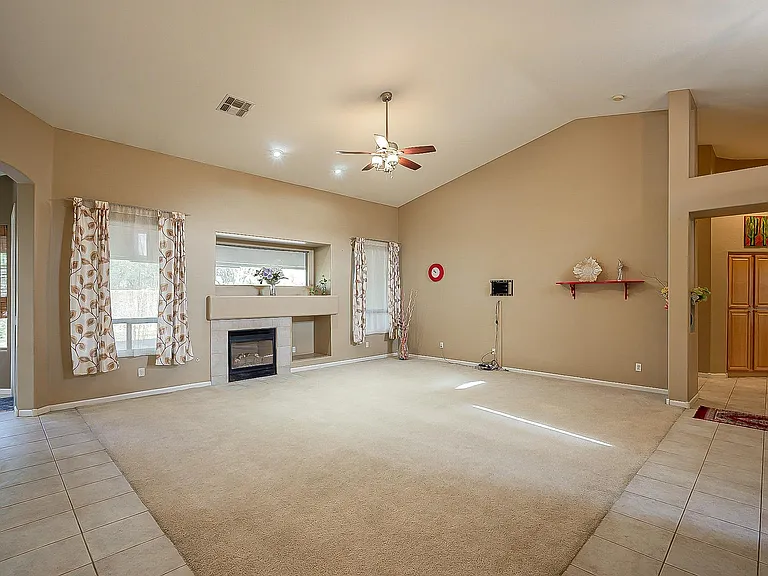 4926 E Duane Ln — Photo 13