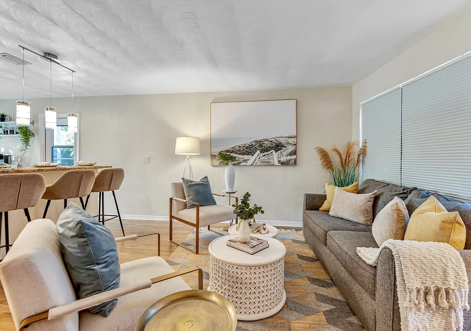 Cozy 2 bdr Near beach with BBQ Grill & Firepit — Photo 1