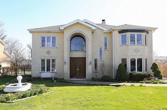 1st image of 1633 Woodlawn Ave