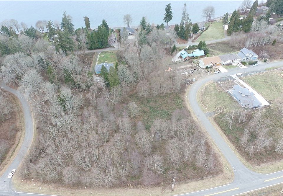 2nd image of 3 Semiahmoo Dr
