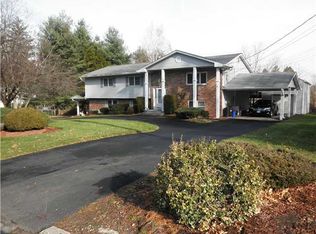 9 Inwood Dr, Bardonia, NY 10954