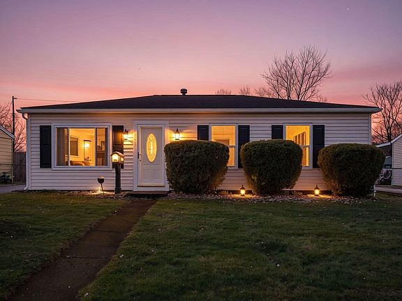 5th image of 2803 Claude Dr