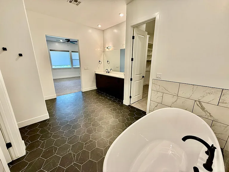 3714 S McKenzie Ln — Photo 44