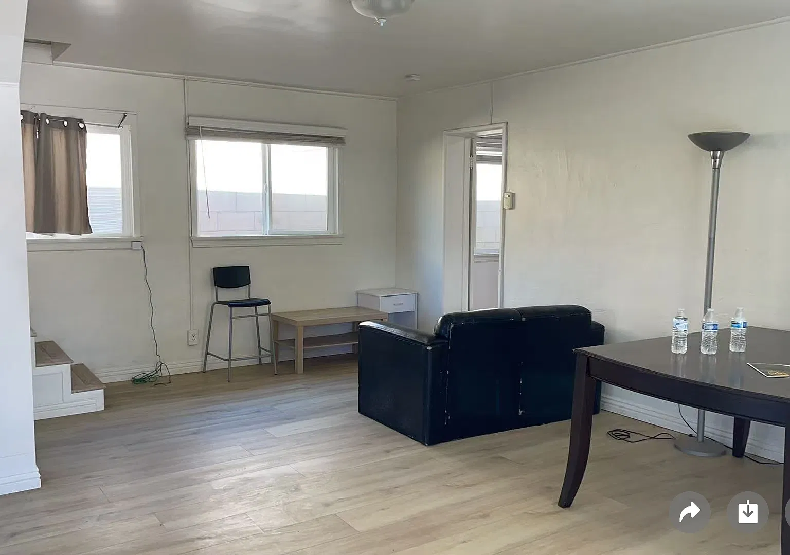 3 bed, 1016 sqft, $3,100 — Photo 2