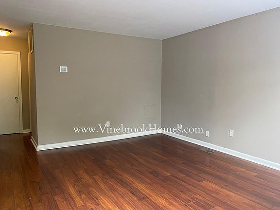 3rd image of 2238 Nomad Ave
