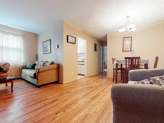 5th image of 73 Fairharbor Dr