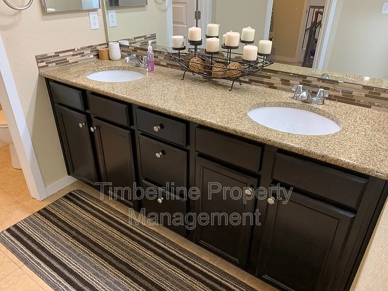 6421 Vickie Ln — Photo 22