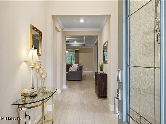 5th image of 259 SAINT VINCENT Drive