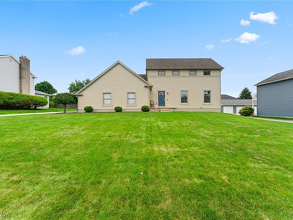 3rd image of 6673 Bristlewood Dr
