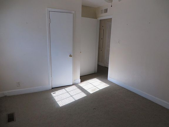 5th image of 5193 Ash Cir #1A