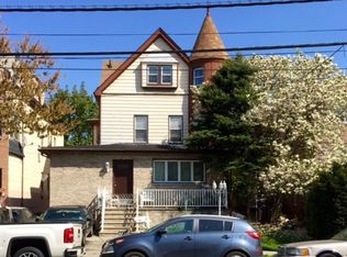 894 Avenue C, Bayonne, NJ 07002