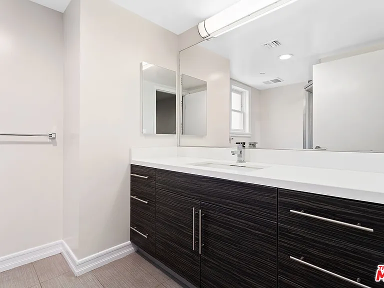 2317 Scarff St #B — Photo 16