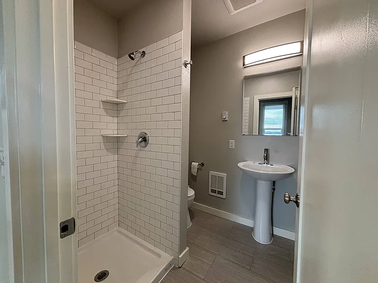 Ruston 53 Apartments — Photo 18