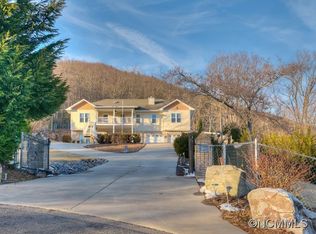 70 Dunsmore Ave, Ridgecrest, NC 28770