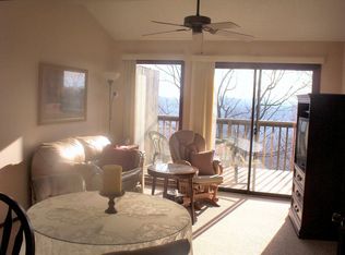 412 Notch Ln, Branson West, MO 65737