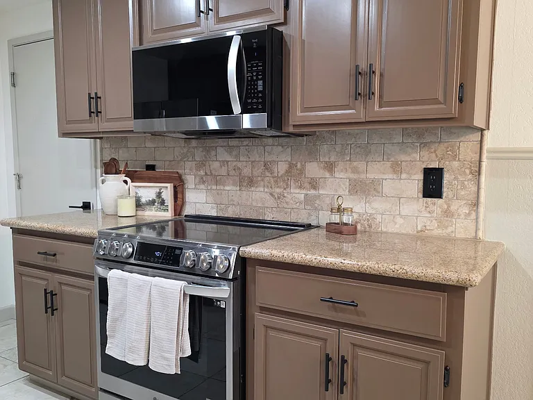 338 Saint Michelle Dr #1 — Photo 6
