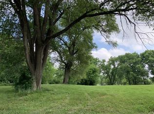 427 Woodlawn Ave, Chariton, IA 50049