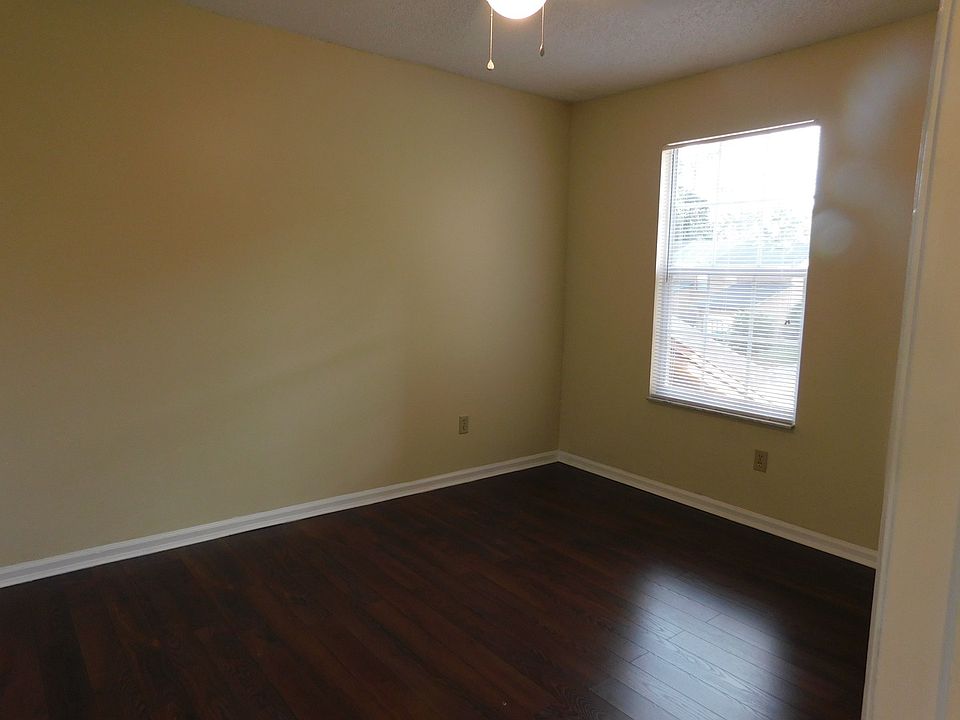 1st image of 5627 Bennington Dr