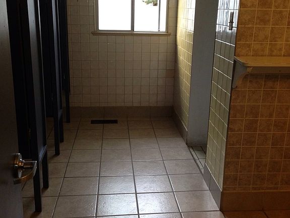 5th image of 1061 12th St #205