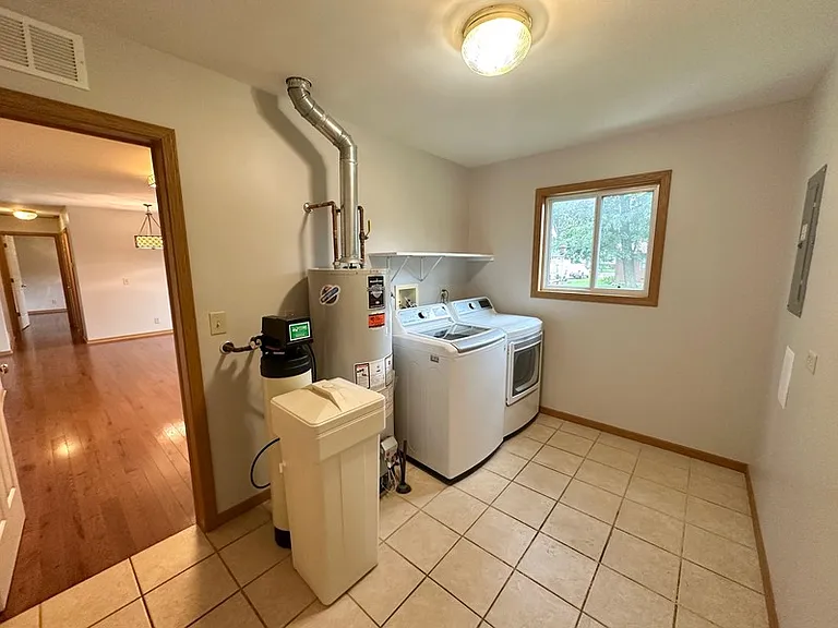 7103 Hiawatha Dr — Photo 19