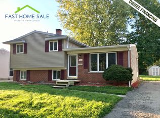 5348 Winshall Dr, Swartz Creek, MI 48473