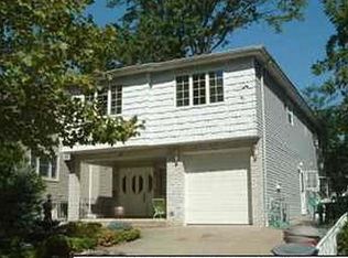 11 Rochelle Pl, Staten Island, NY 10312