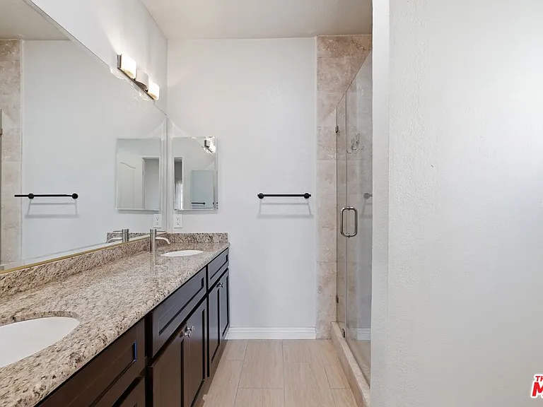 10650 Kinnard Ave #104 — Photo 6