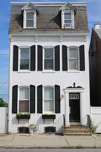 983 E Philadelphia St #1 Photo 1