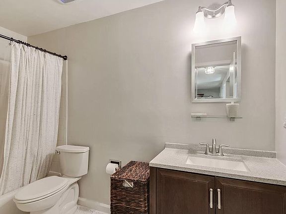 4th image of 5702 Brewer House Cir APT T4