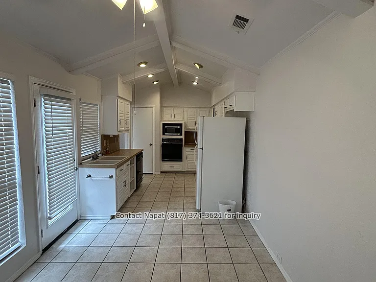 16410 Lauder Ln — Photo 17