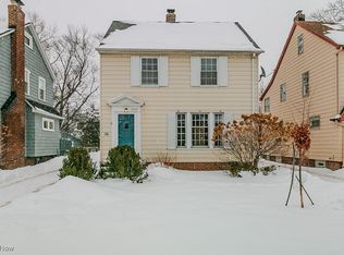 2243 Cranston Rd, University Heights, OH 44118