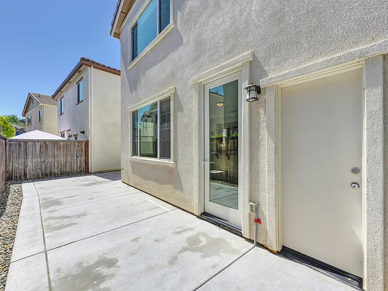 3241 Havisham Way — Photo 36