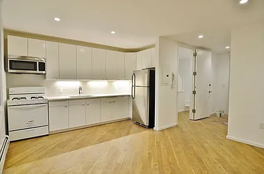 Rented by Park Property Advisors