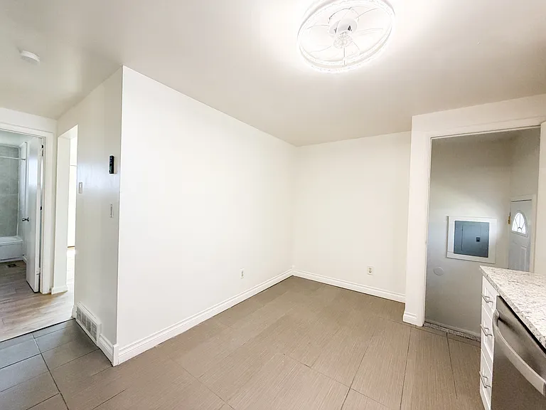1333 E 4170 S — Photo 10