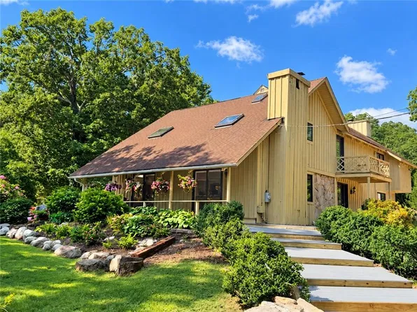 334 Ministerial Rd, South Kingstown, RI 02879