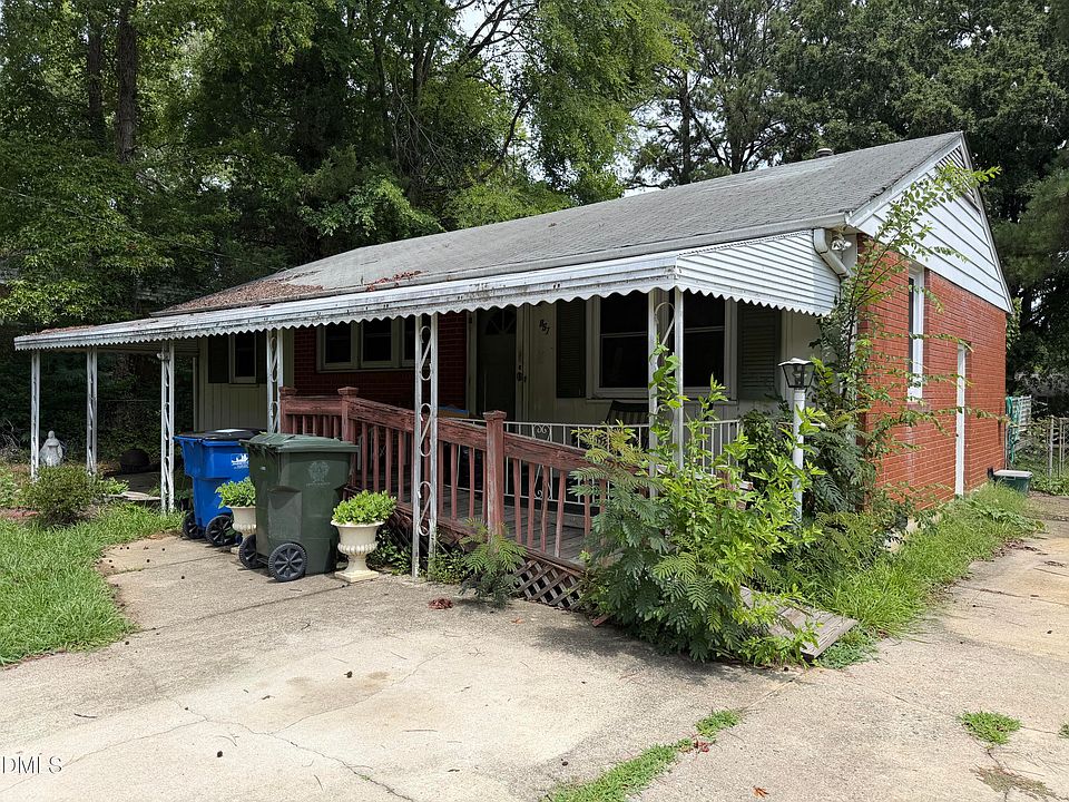 1st image of 857 Newcombe Rd