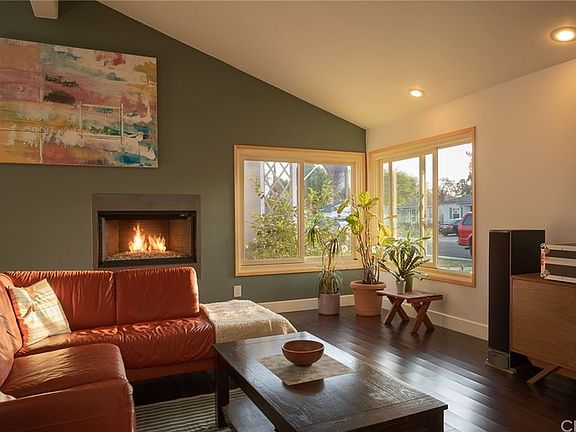 5th image of 3833 Marwick Ave