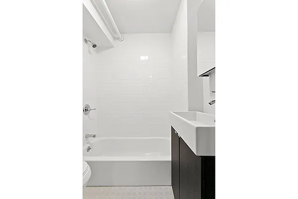 Rented by Engel & Völkers New York City | media 16