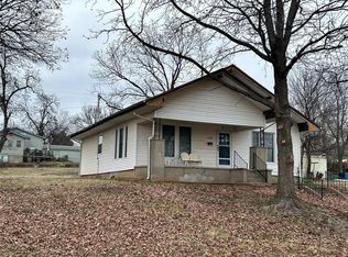 207 N Powell Ave, Wynnewood, OK 73098